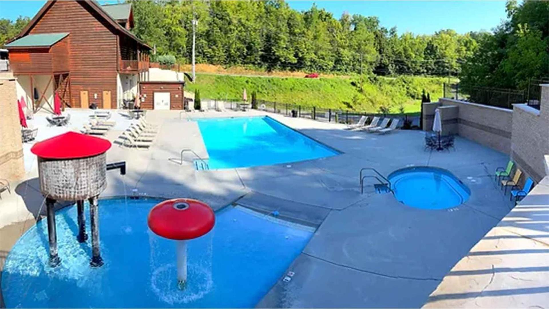 New Majestic 5 Star Amazing View, Pool, Hot Tub! Pigeon Forge Exterior foto